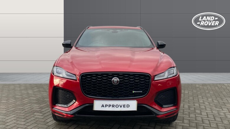Jaguar F-Pace 2.0 D200 R-Dynamic Black 5dr Auto AWD Diesel Estate